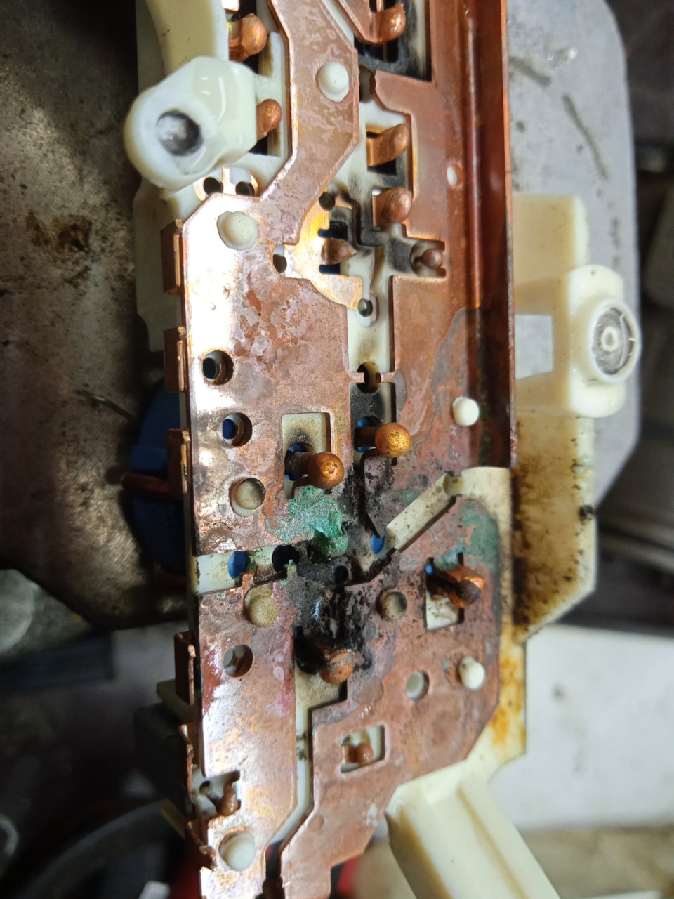 Фольцваген Тигуан, ремонт электрической рулевой рейки — VARAOSA на DRIVE2