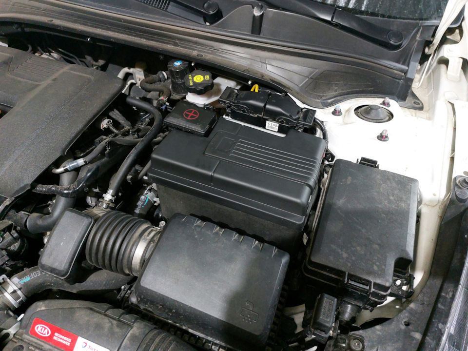 Подкапотная эстетика и немного пользы — KIA Cerato (4G), 2 л, 2020 года ...
