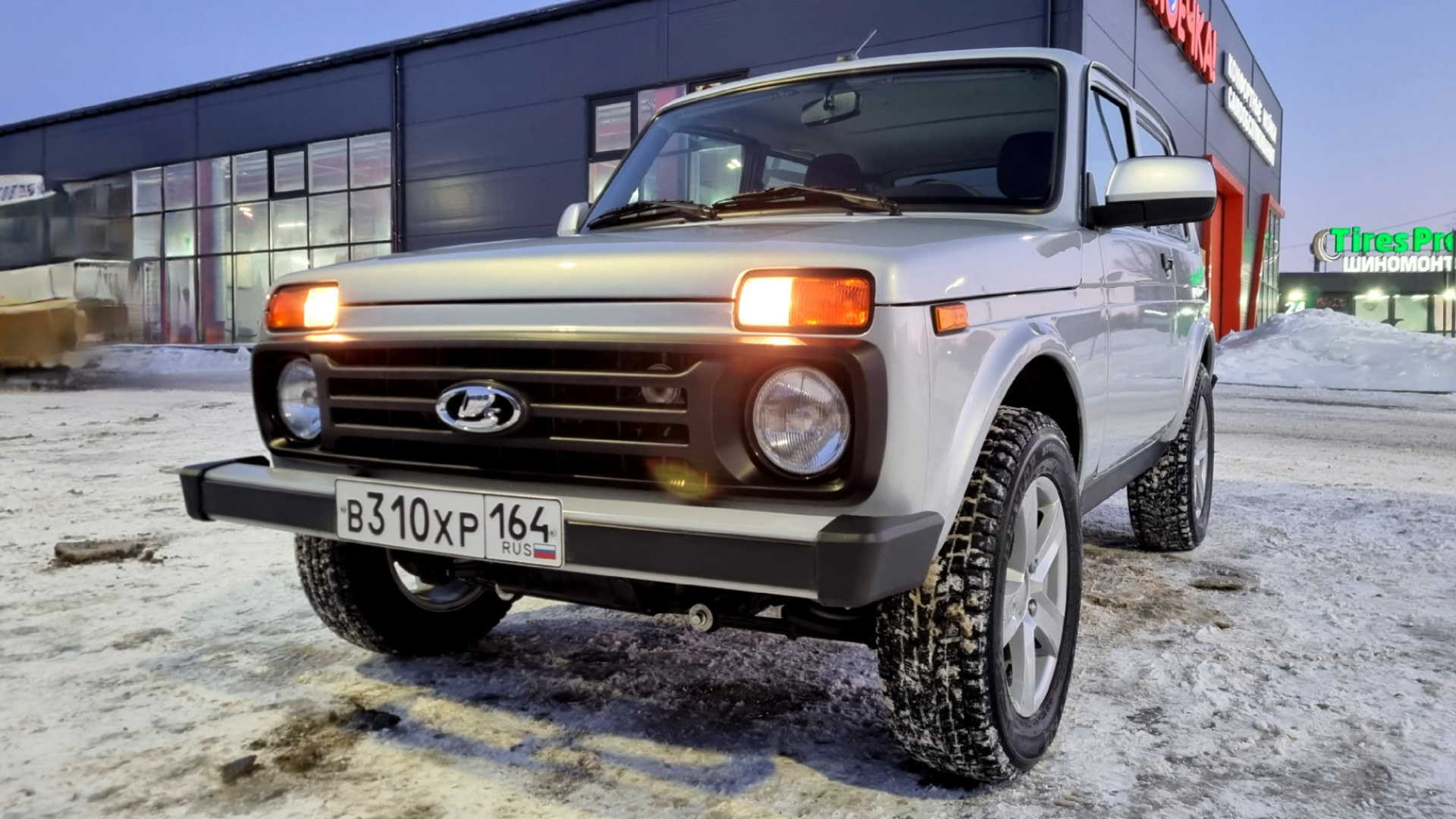 Нива в морозы. Lada 4x4 2021. Лада Нива 2021. Авто Нива 2021. Нива 4 на 4 2021.