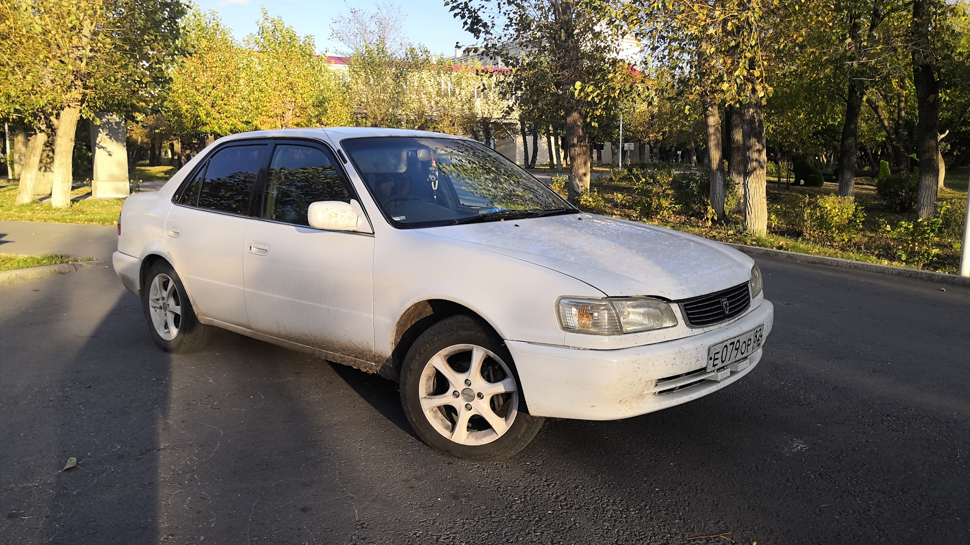 Toyota Corolla (110) 1.6 бензиновый 1998 | седан 4 WD, 1.6, 116лс на DRIVE2