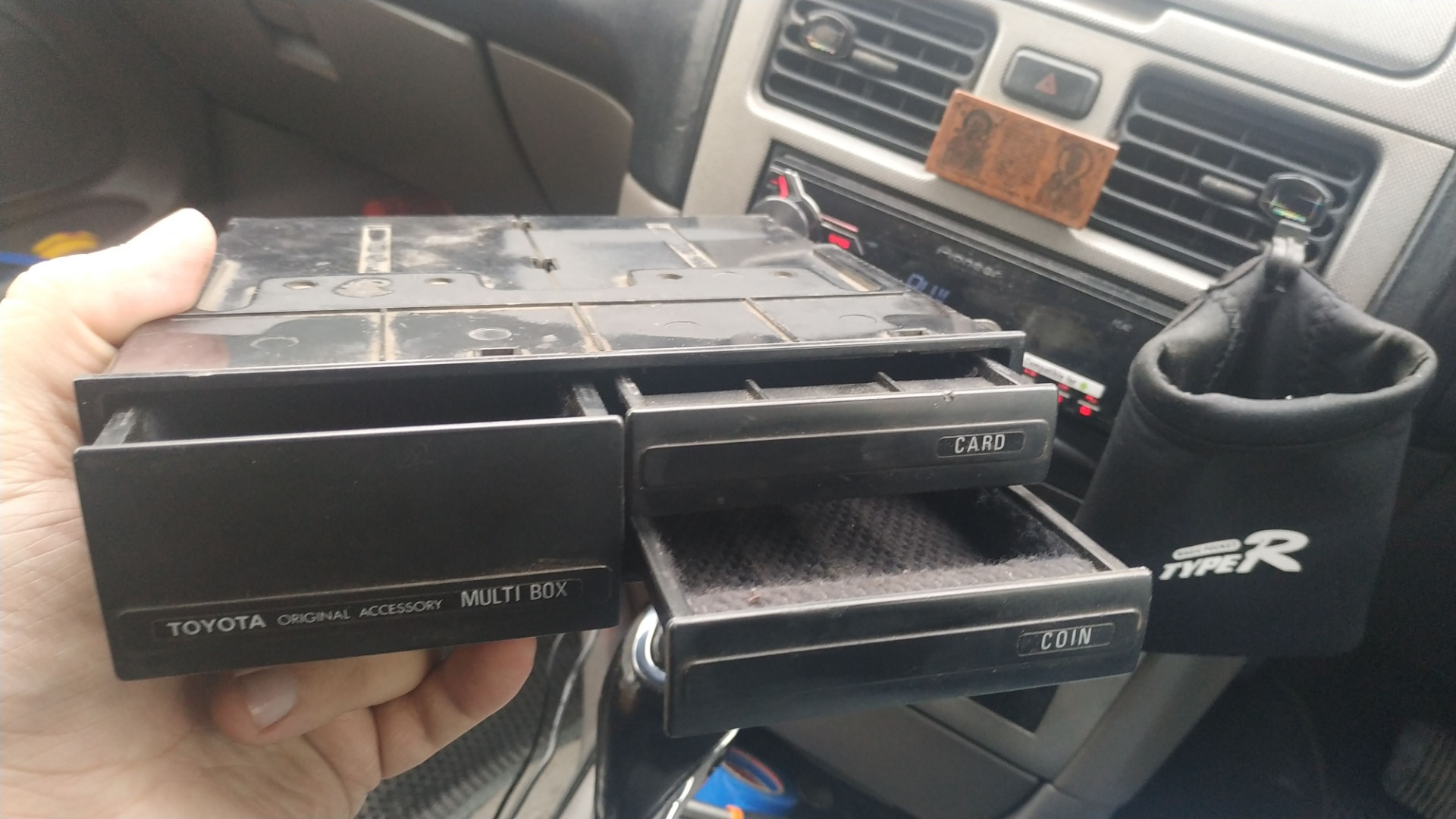 Multi toyota. Toyota multi. Secret box toyota. Panoramic view monitor pvm. Тойота королла 1.