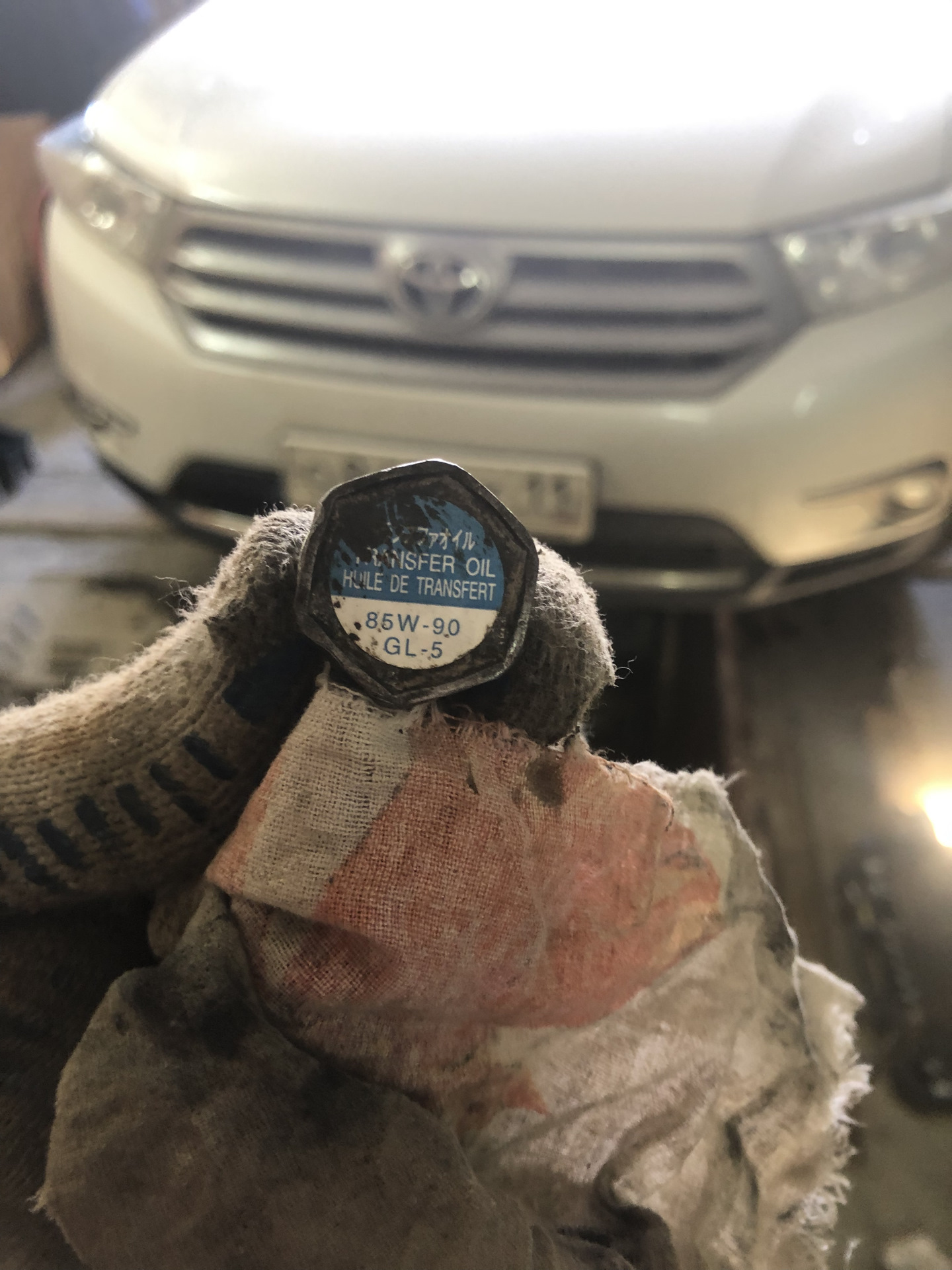 Замена масла в редукторе Highlander — DRIVE2