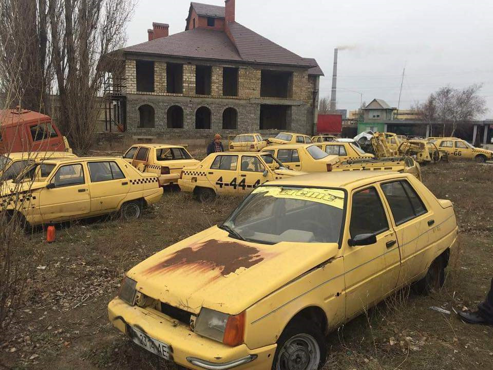 Кладбище такси в москве