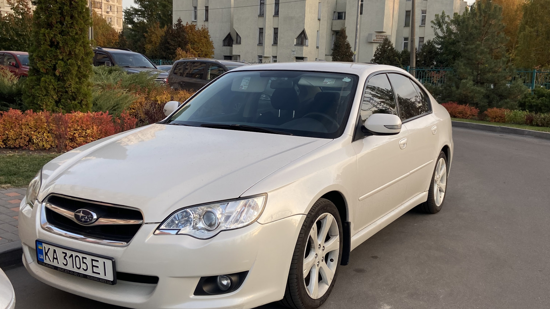 Subaru Legacy (BL/BP) 2.0 бензиновый 2007 | Белый перламутр на DRIVE2