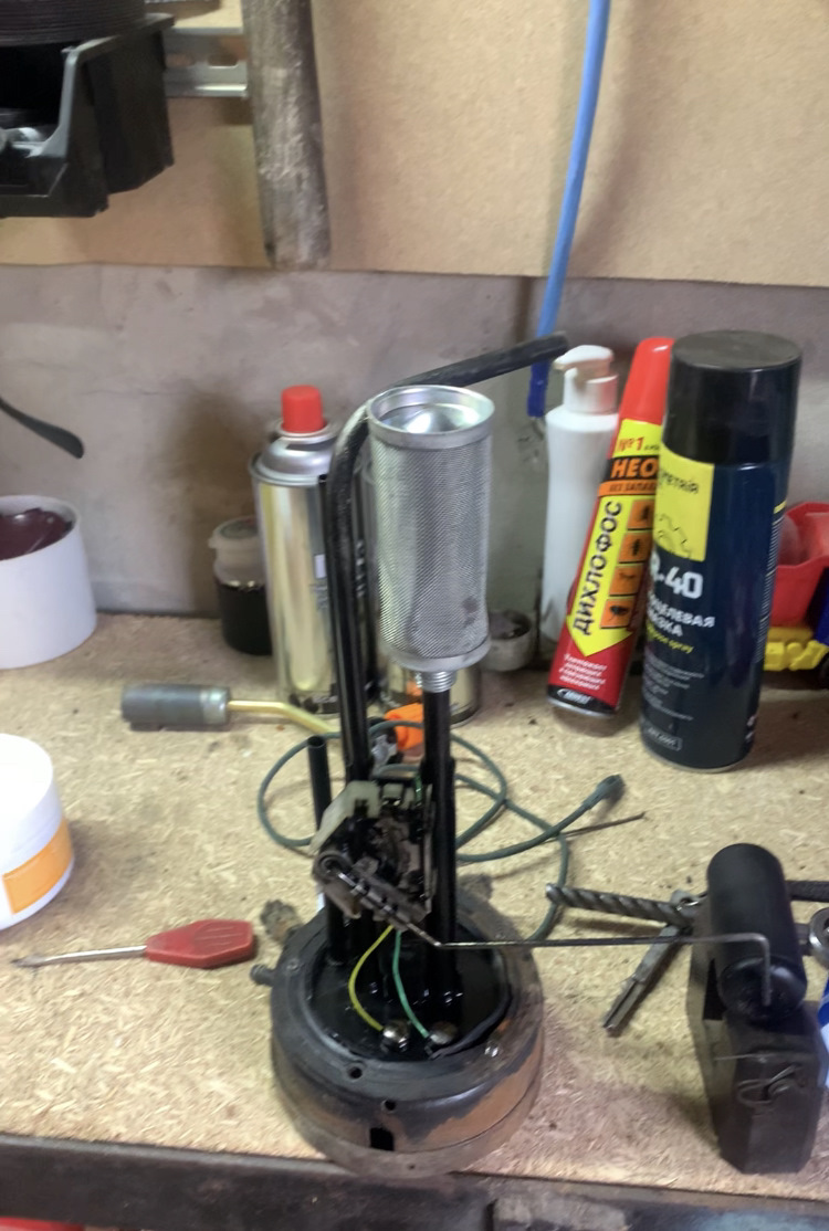 Потек топливный бак — Hyundai HD 72, 3,3 л, 2007 года | плановое ТО ...