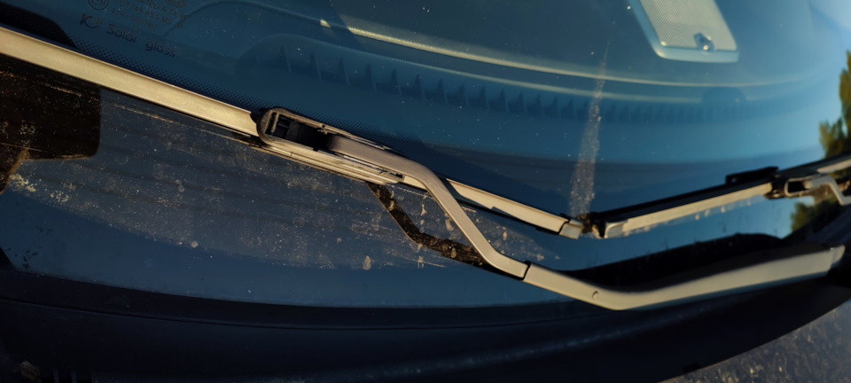 Снятие и покраска поводков дворников — Chevrolet Captiva (1G), 2,2 л ...