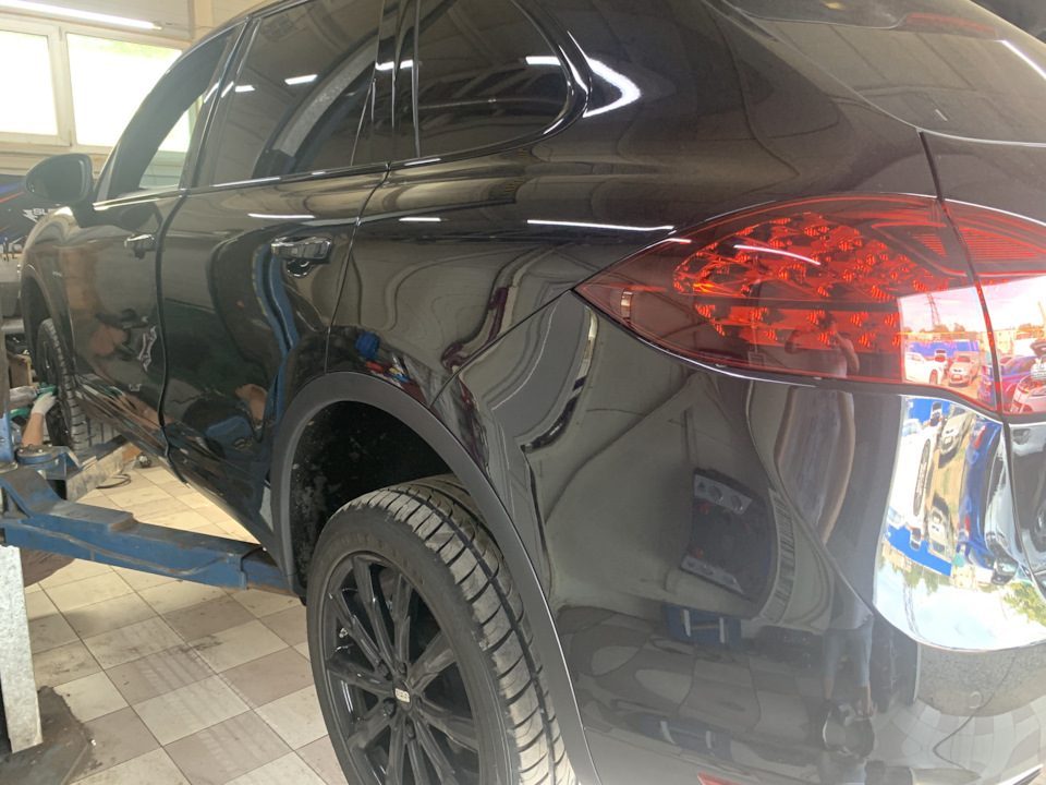 Перегрел тормозные диски — Porsche Cayenne (2G) 958, 3 л, 2012 года ...