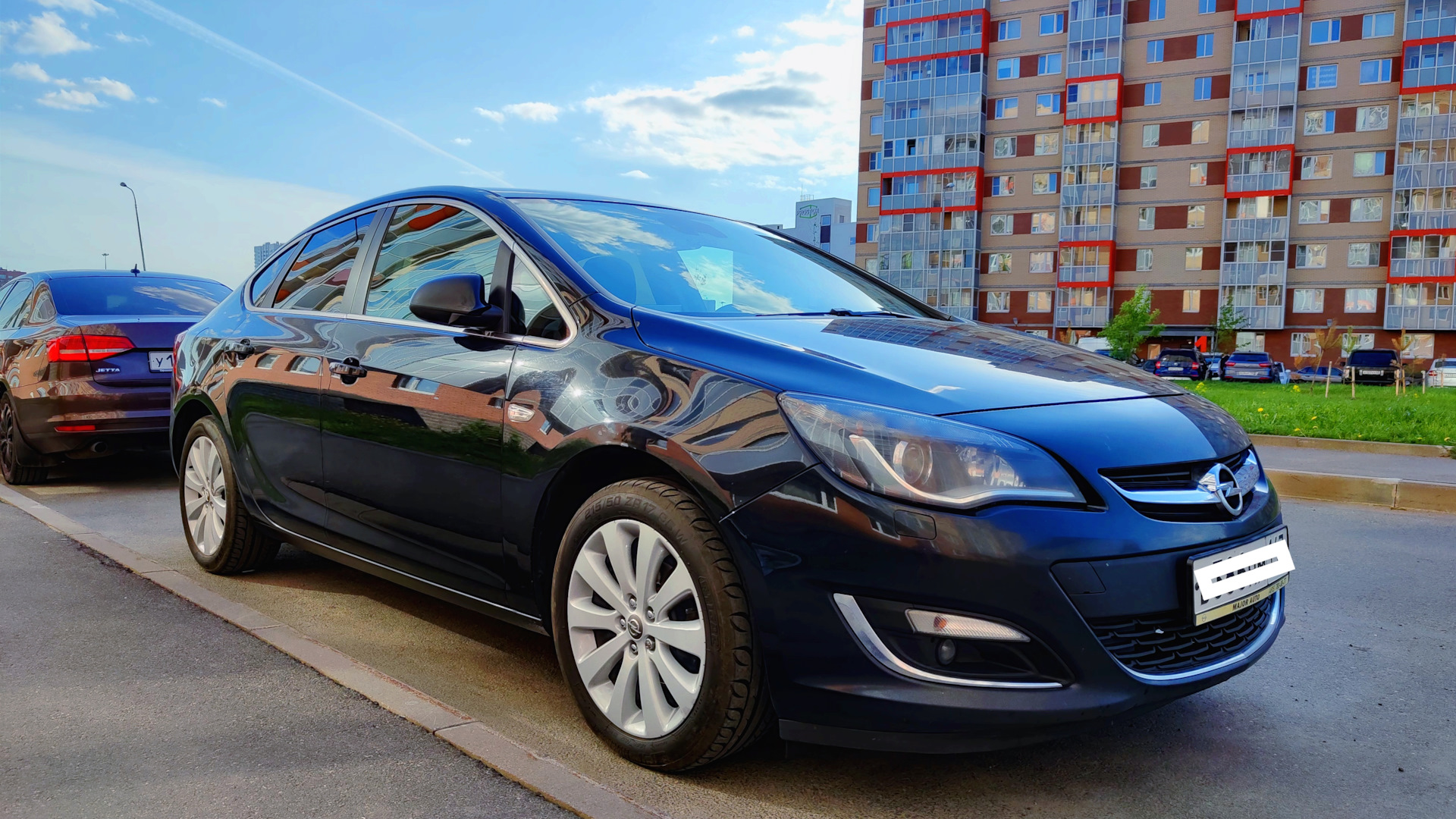 Opel Astra J 1.4 бензиновый 2014 | 1.4 Turbo Sedan на DRIVE2