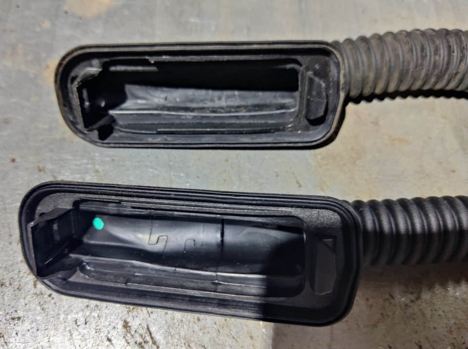 Гофра двери оригинал, китай. — Skoda Fabia Mk2, 1,4 л, 2010 года ...