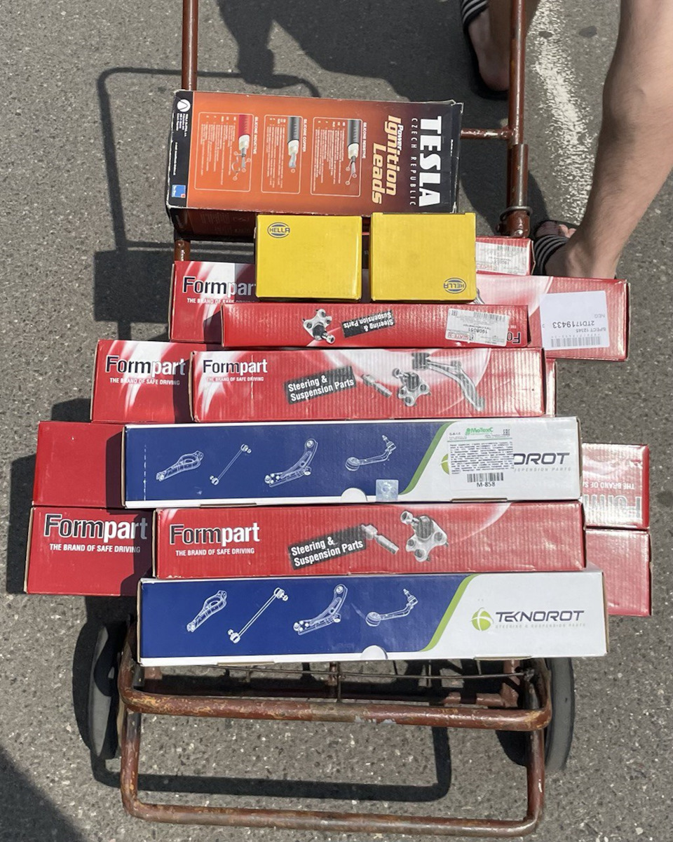 Полная тележка запчастей — Mercedes-Benz S-Class (W220)