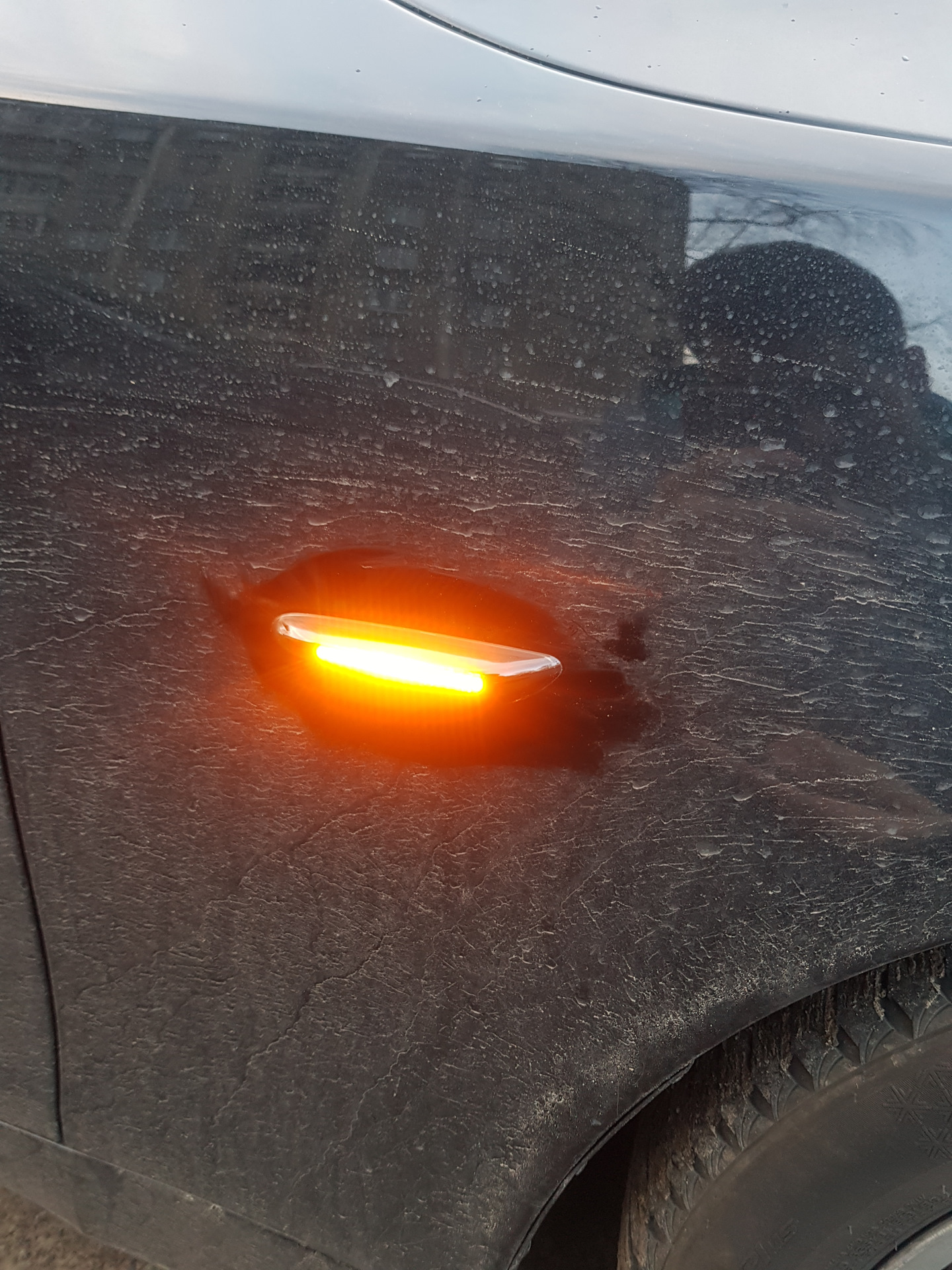 Габариты в поворотники ваз. Светодиодные повторители поворотов 2103. Повторитель поворота ваз 2109. Поворотники на ваз 2104. Поворотник ваз 21099.