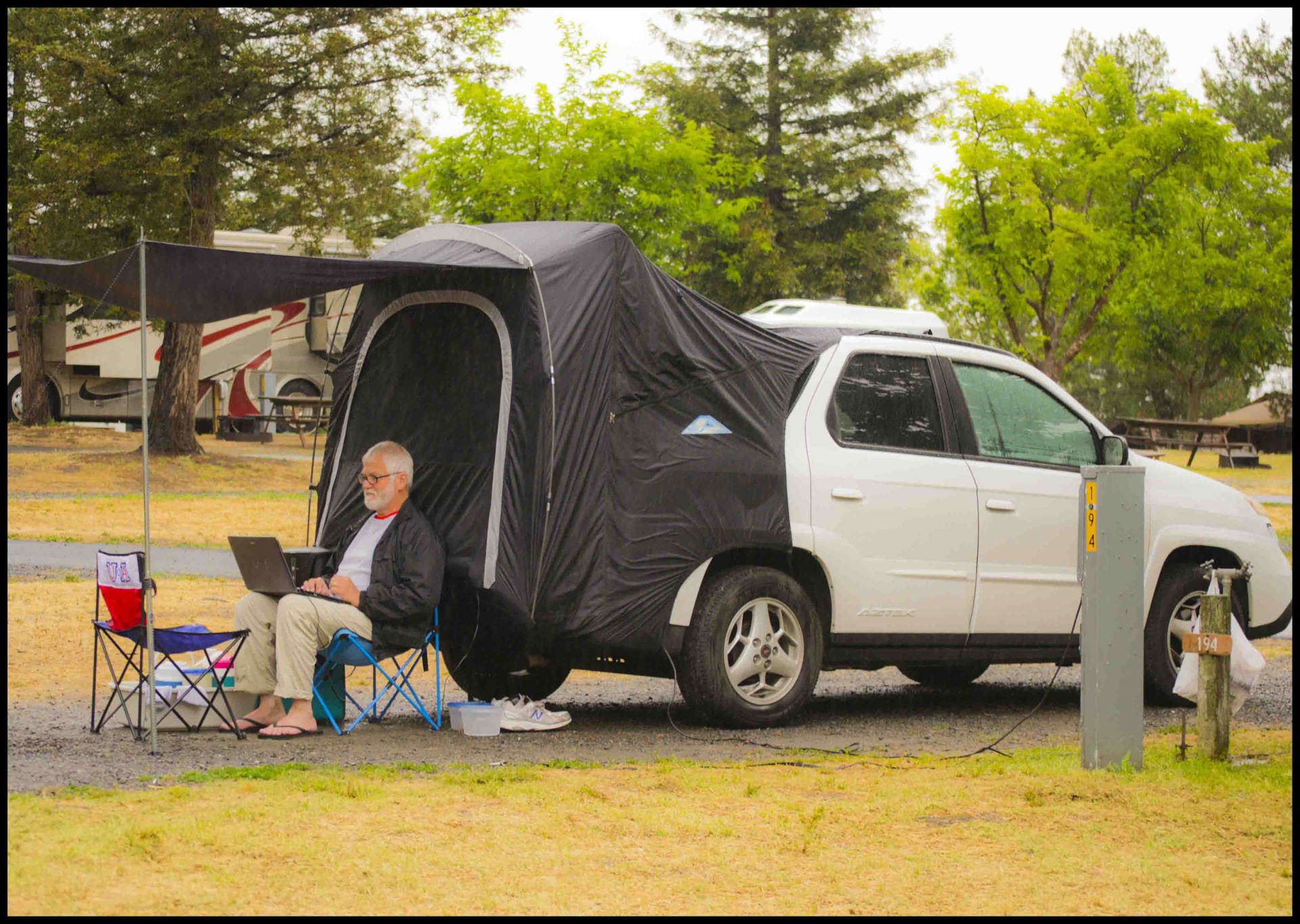 Машина Pontiac Aztek