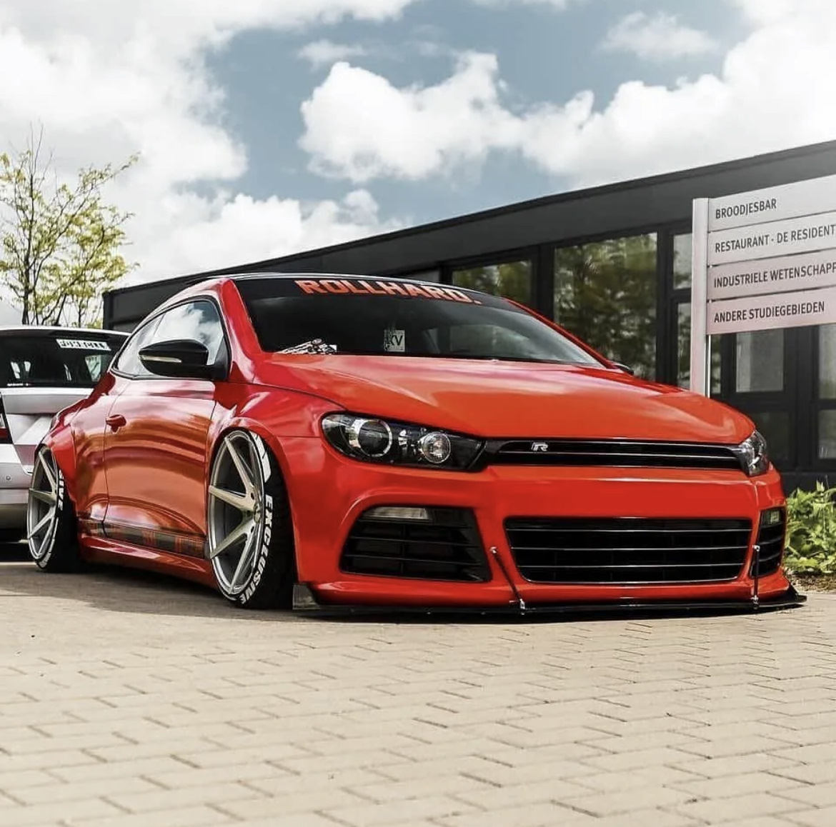 Фольксваген тюнинг фото. Volkswagen Scirocco тюнингованная. Volkswagen Scirocco обвес. VW Scirocco Tuning. Фольксваген Сирокко Тюнин.