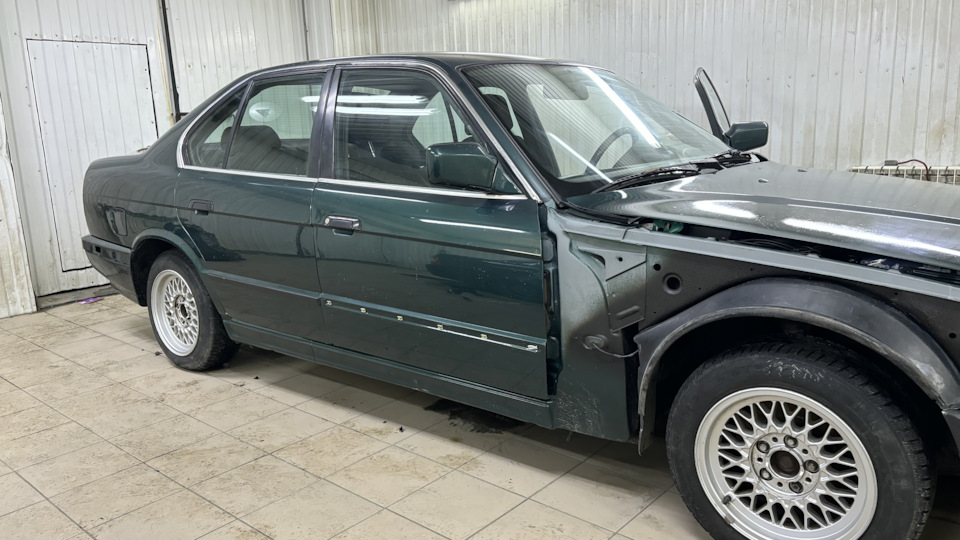 Машина покрашена. Это пиз**ц🤦‍♂️ — BMW 5 series (E34), 2,5 л, 1991 года ...