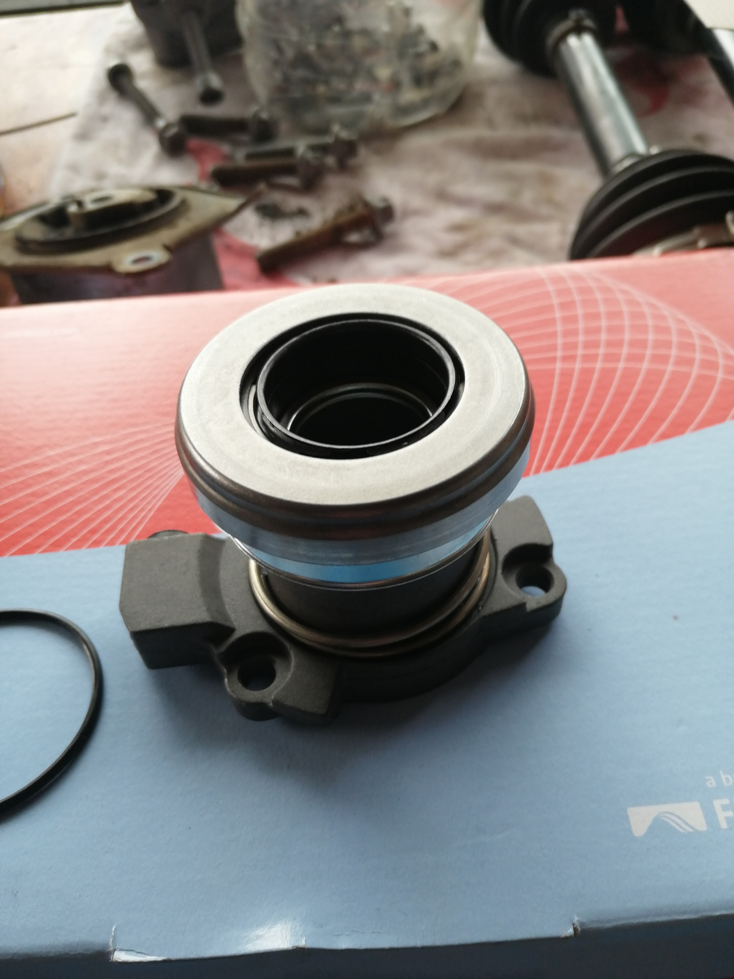 Замена сцепления опель зафира б 1.8 МККП 2007 года — Opel Zafira B, 1,8 ...