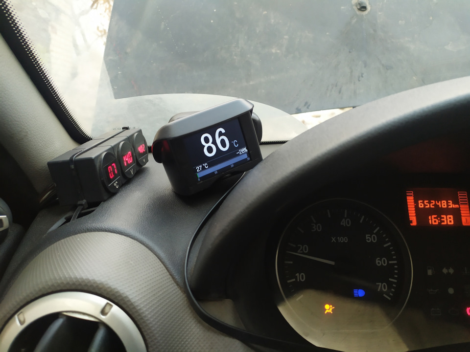 Замена масла в двигателе (январь-февраль) (402 моточаса или 5 490 км ...