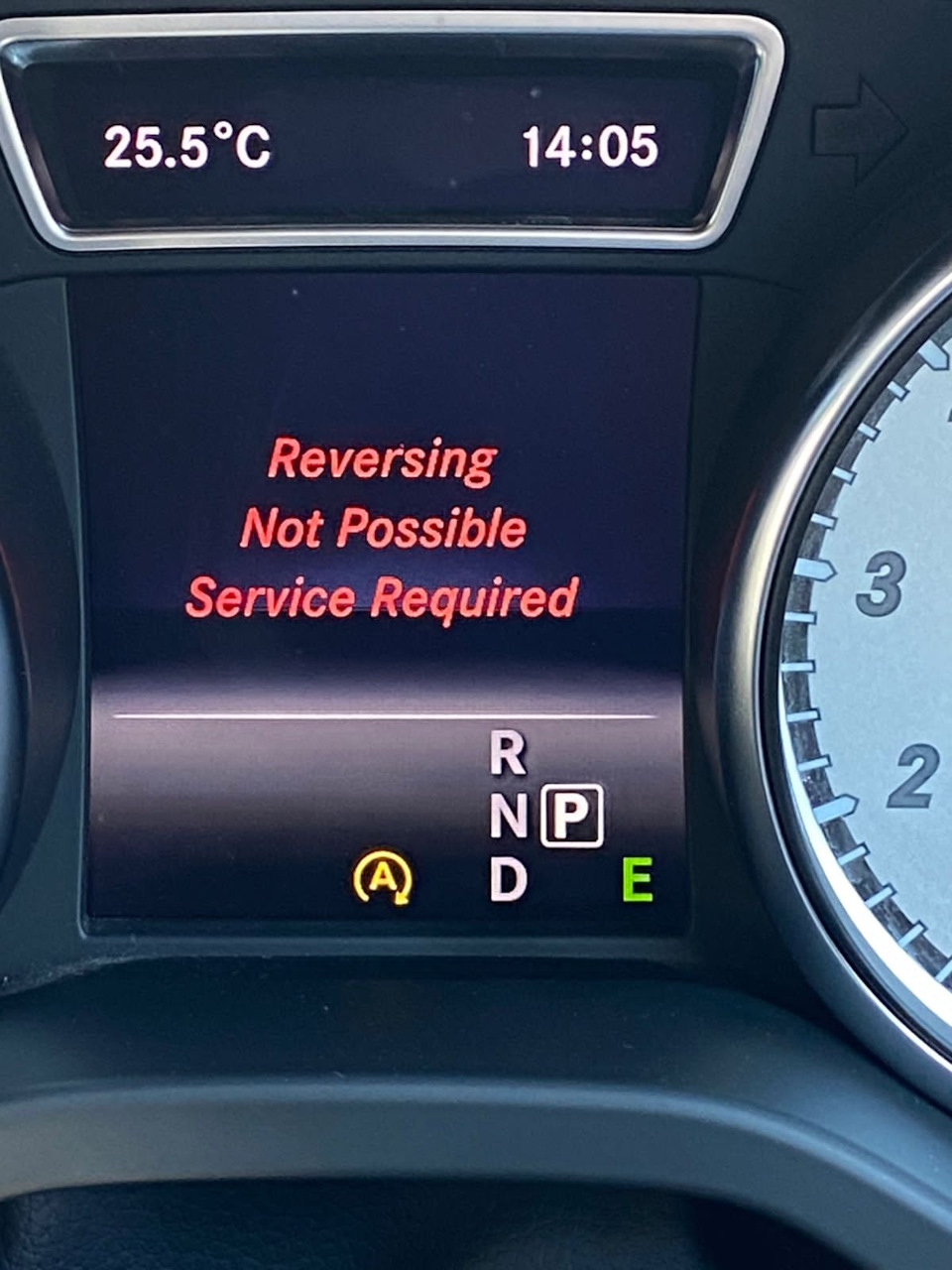 Reversing Not Possible Service Required — MercedesBenz CLA (C117), 1,6