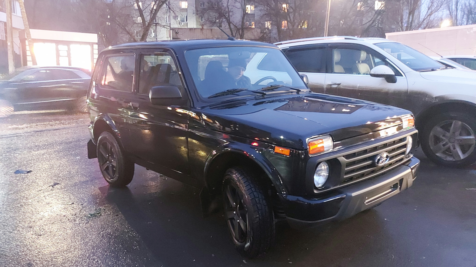 Продажа Lada 4x4 3D 2023 (бензин, МКПП) — с историей обслуживания —  DRIVE2.RU