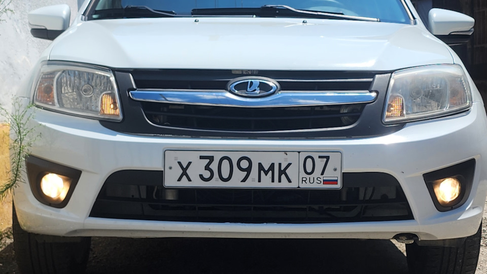 Lada Granta liftback