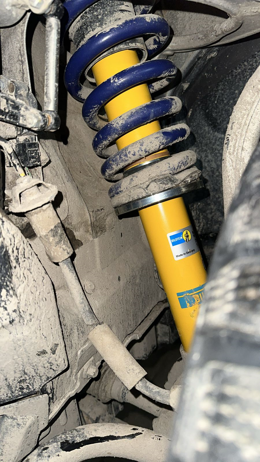 Help: Установка амортизаторов Bilstein B8 Performance Plus — BMW X5 (E70),  4,8 л, 2008 года | тюнинг | DRIVE2