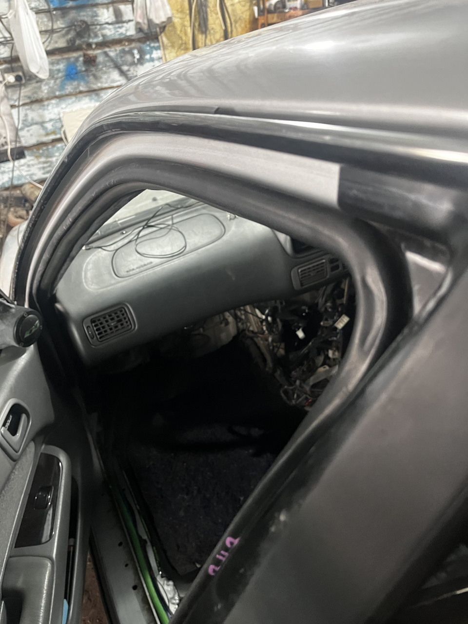 Уплотнители дверных проемов + ШВИ пола — Toyota Corolla (110), 1,5 л ...