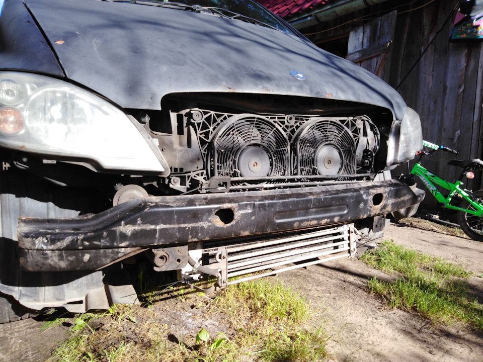 Проверил патрубки интеркулера — Mercedes-Benz Viano (W639), 2,2 л ...