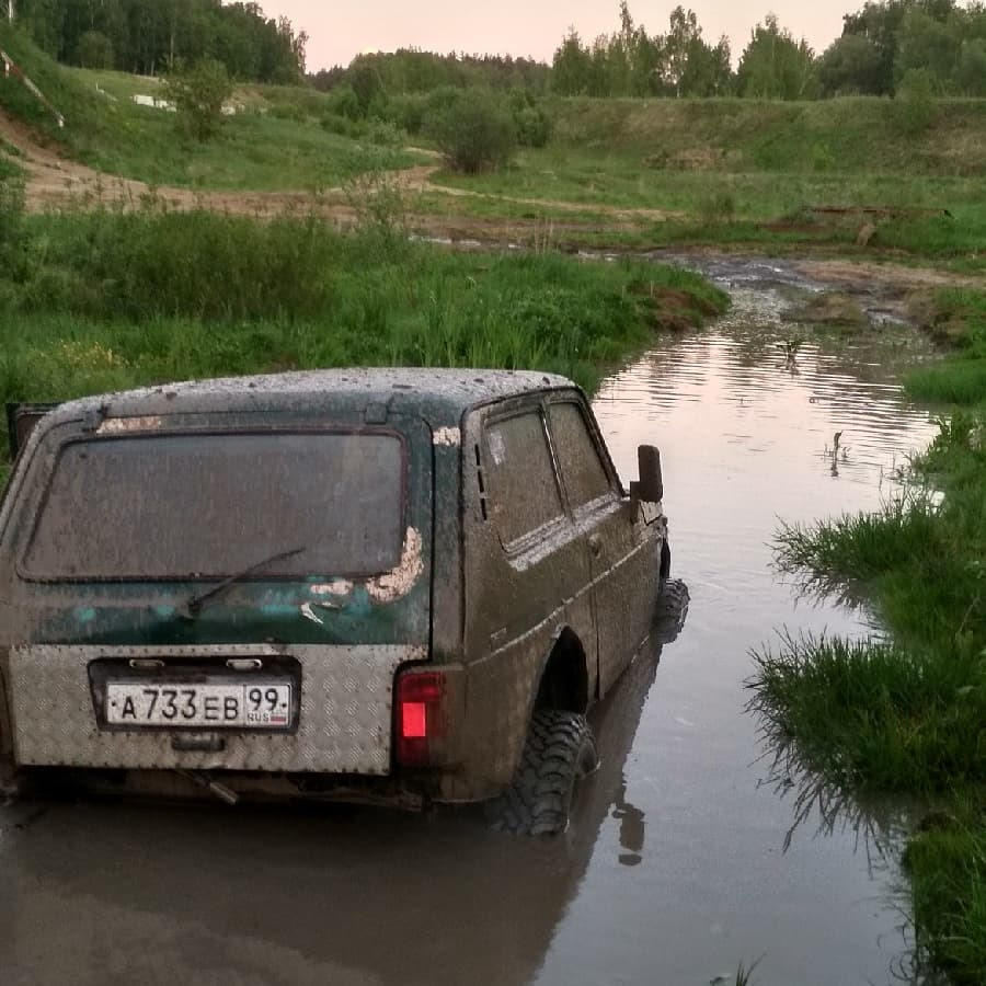 Мы живы и будем жить дальше — Lada 4x4 3D, 1,8 л, 1999 года | просто так |  DRIVE2