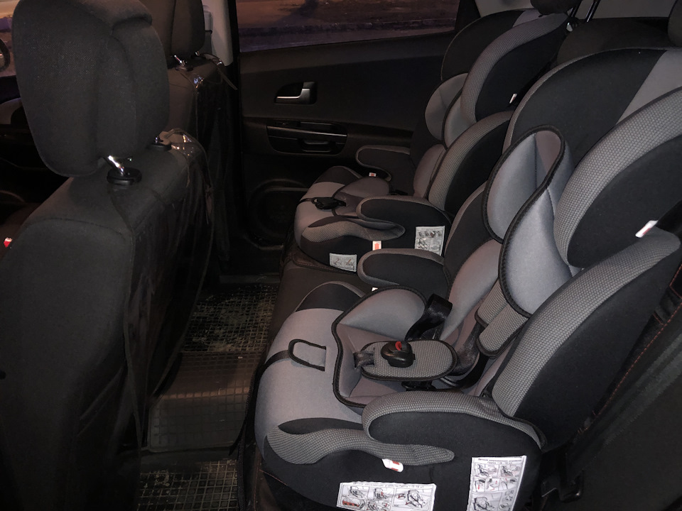Два автокресла Siger Star ISOFIX — KIA Ceed (1G)