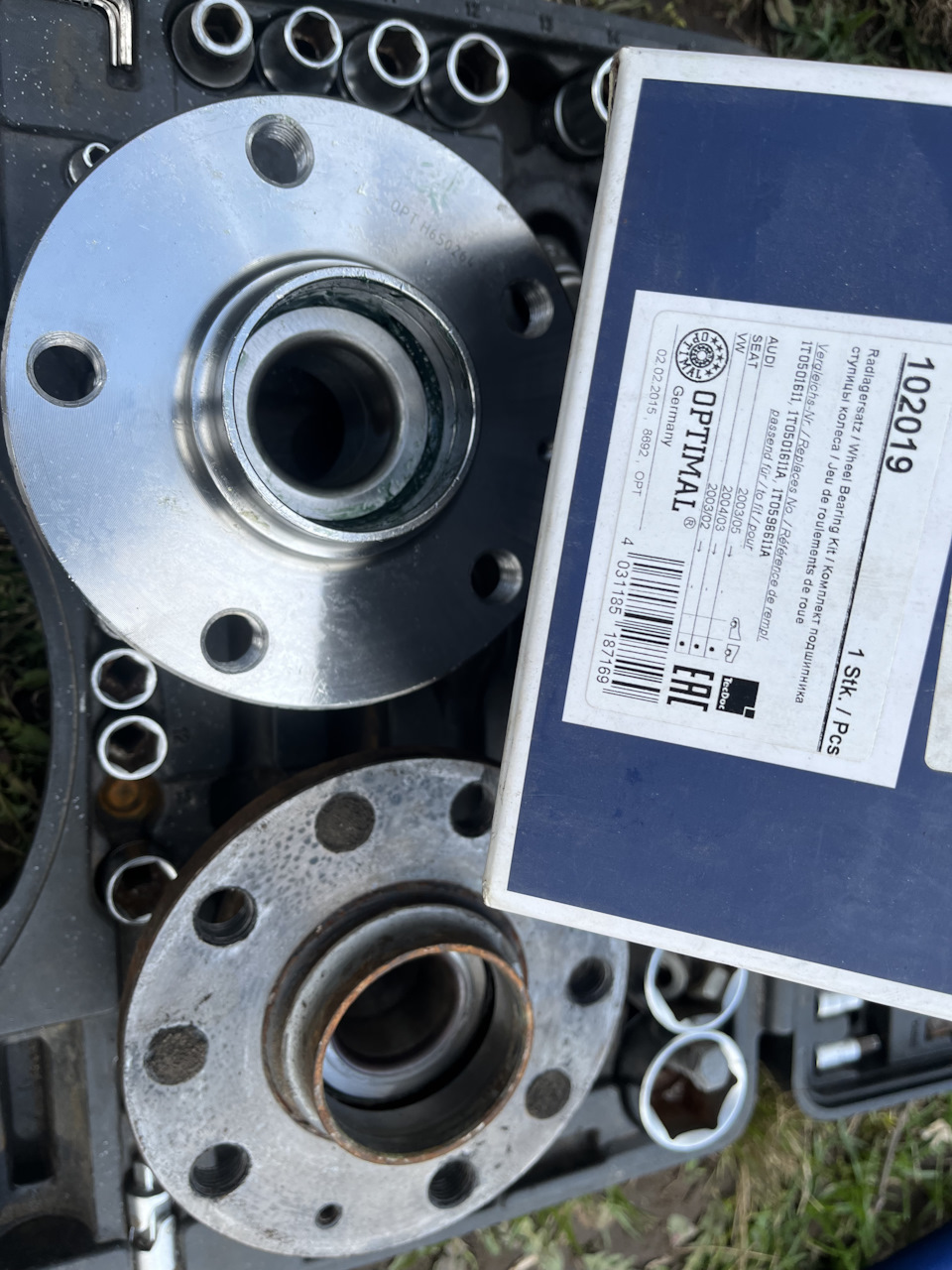 1T0598611A Ступица в сборе VAG | Запчасти на DRIVE2