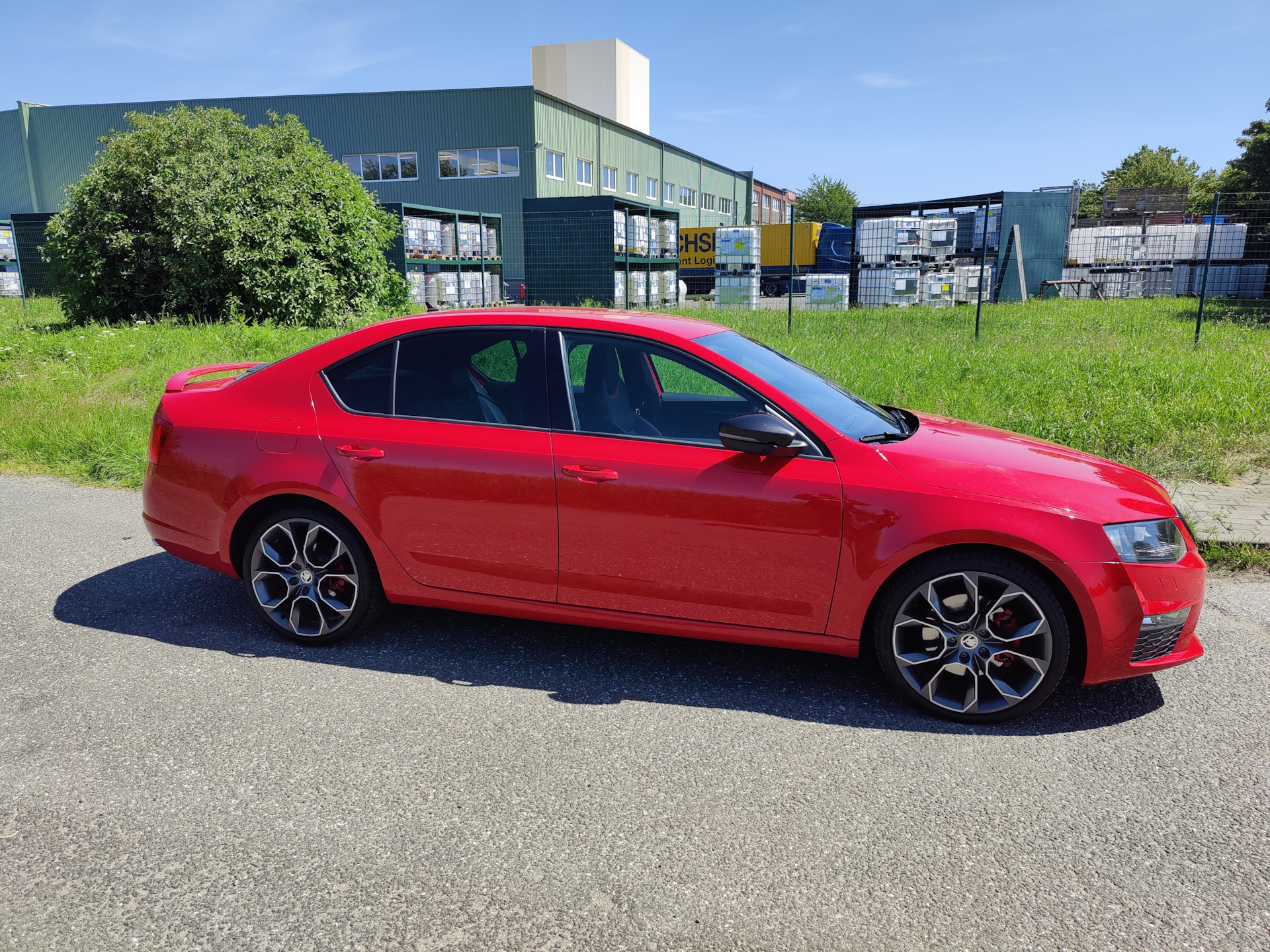 2. Пинок DSG 6 DQ 250 при трогании с места. — Skoda Octavia RS A7 Mk3, 2 л,  2016 года | наблюдение | DRIVE2