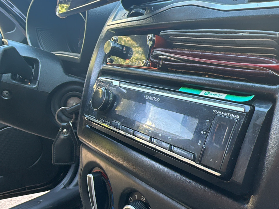 Прощай, Kenwood 🥹 — Lada Гранта Лифтбек (2G), 1,6 л, 2022 года ...