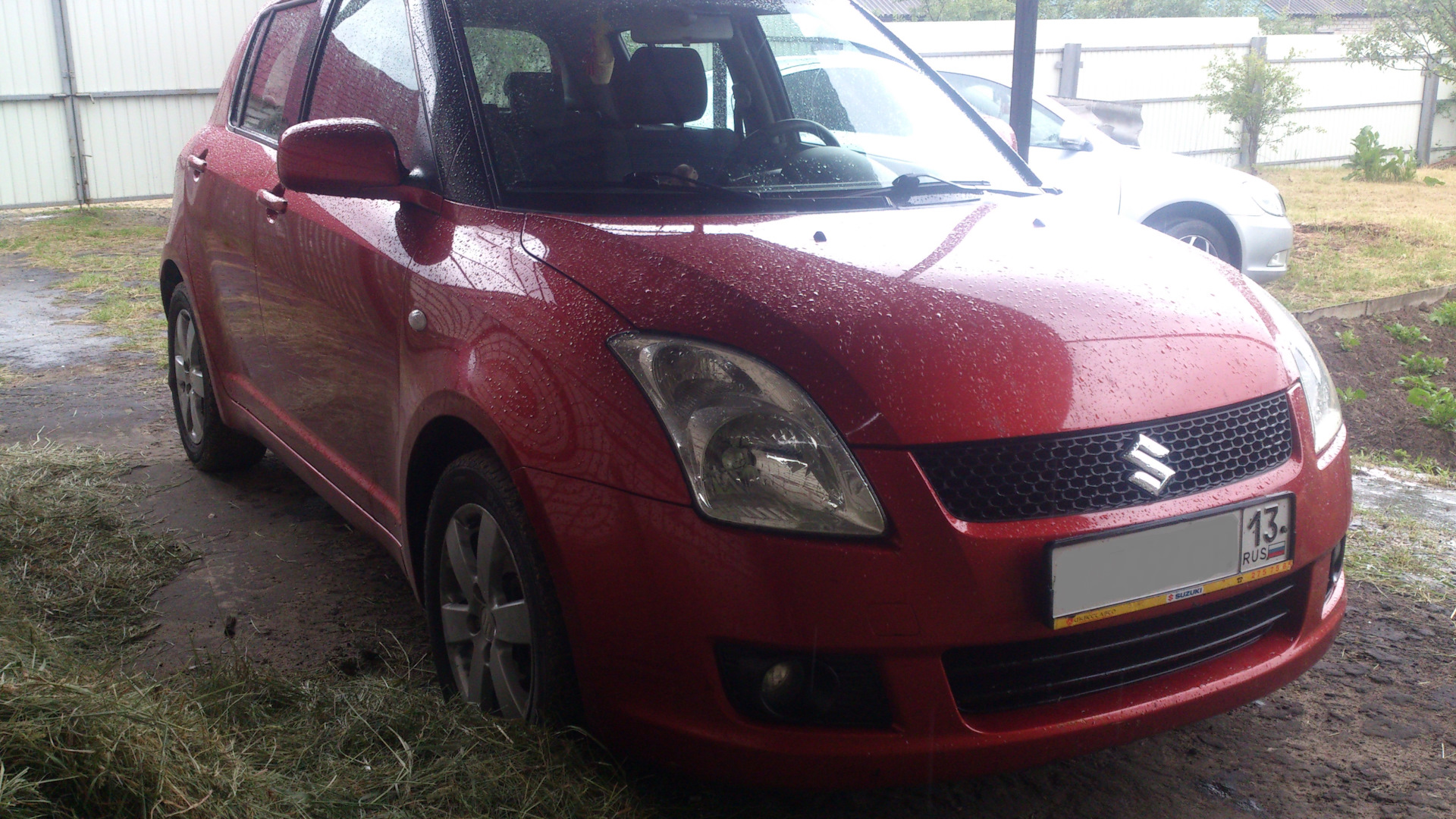 Suzuki Swift (2G) 1.5 бензиновый 2009 | авто любимой тещи 🚲 💨 на DRIVE2