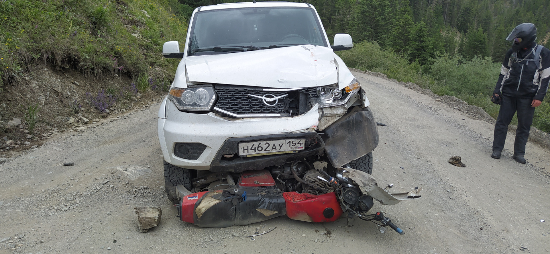 Попал в ДТП во время отпуска на Алтае. — УАЗ Patriot, 2,7 л, 2018 года | ДТП  | DRIVE2