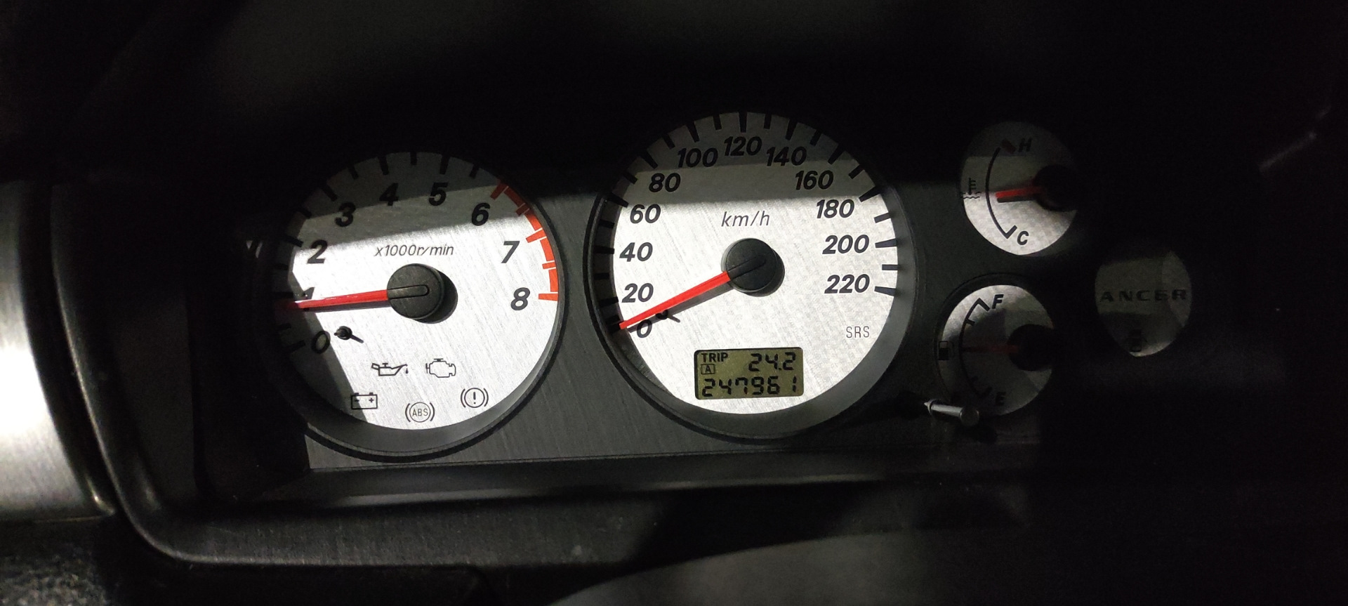 Полировка стекла(пластика) приборной панели — Mitsubishi Lancer IX, 1,6 ...