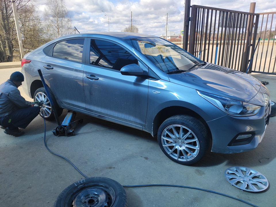 Диски Skad Le Mans R17 на Солярис 2 — Hyundai Solaris (2G), 1,6 л, 2019 ...