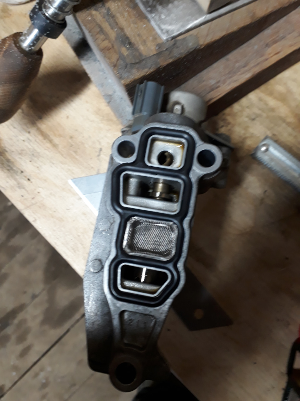 замена прокладки клапана втек — Honda Civic 4D (8G), 1,8 л, 2008 года ...