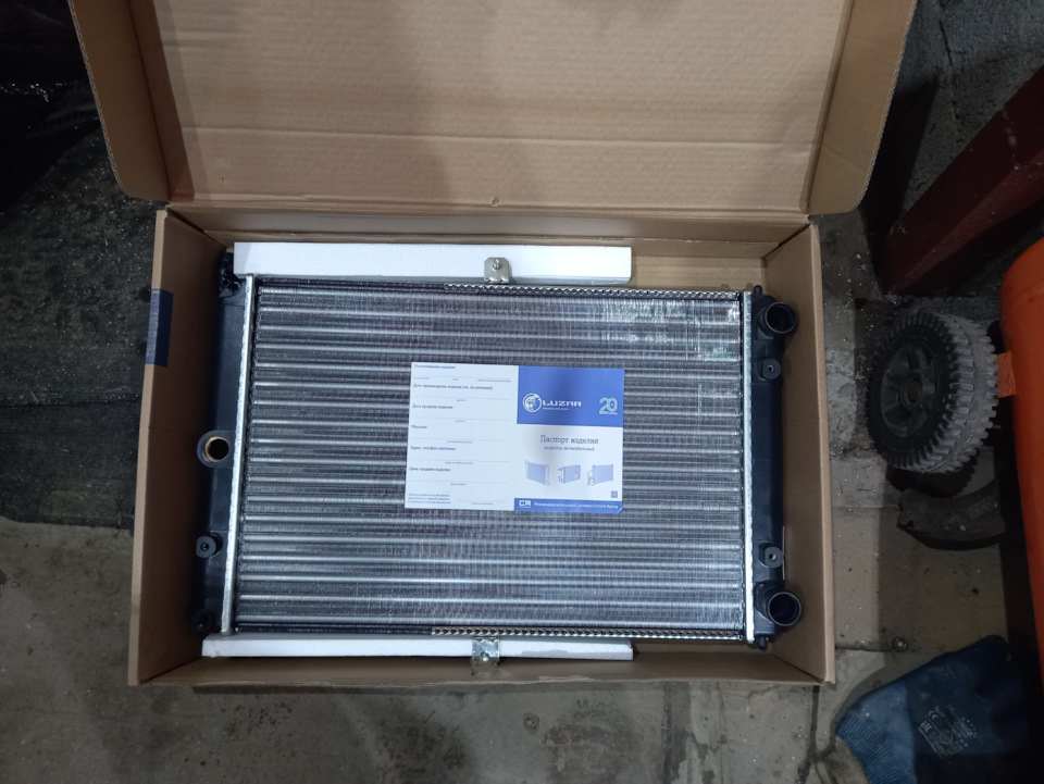 Радиатор — ИЖ 2126, 1,6 л, 2000 года | своими руками | DRIVE2