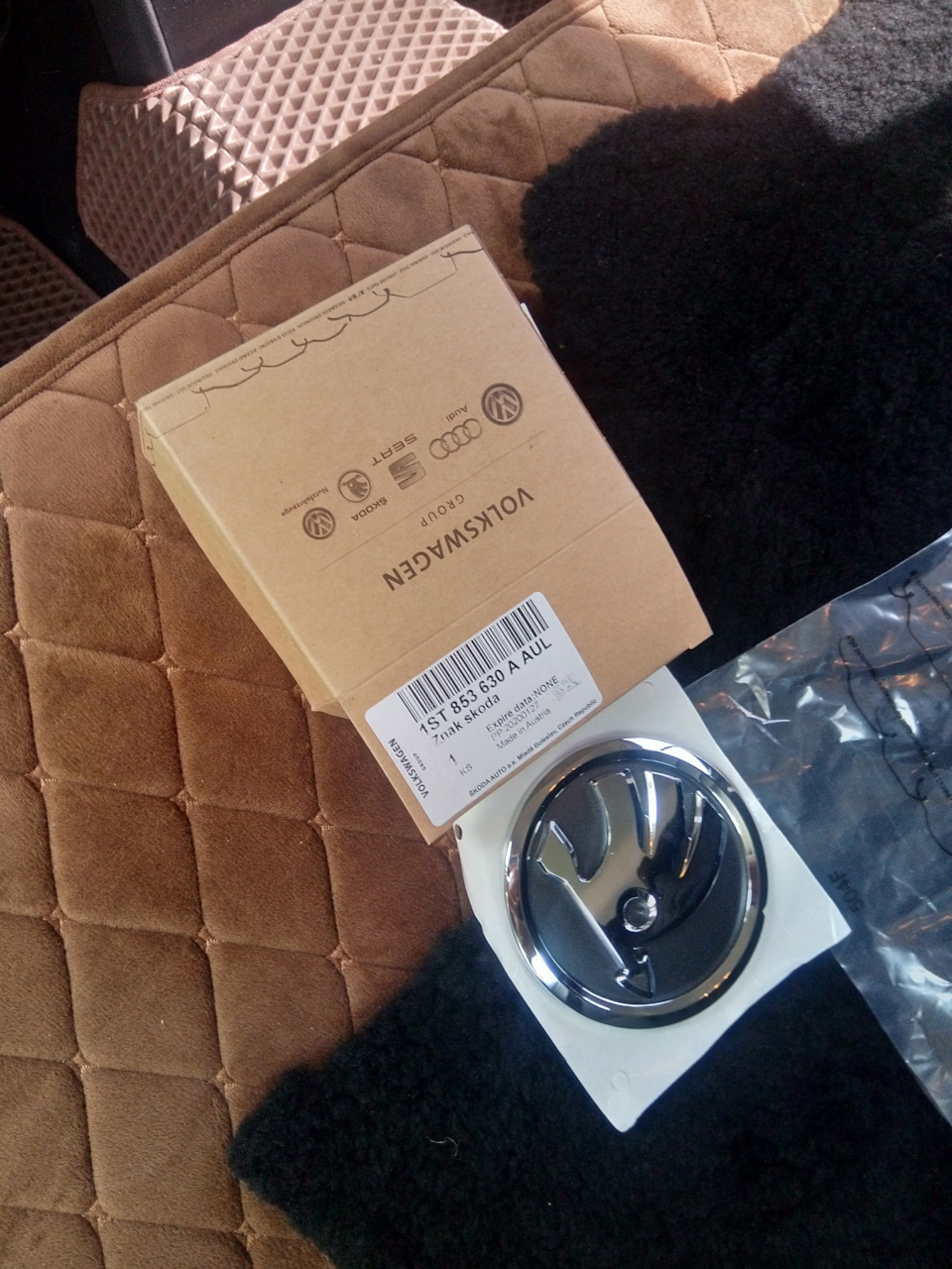 1ST853630AAUL Эмблема Skoda VAG | Запчасти на DRIVE2