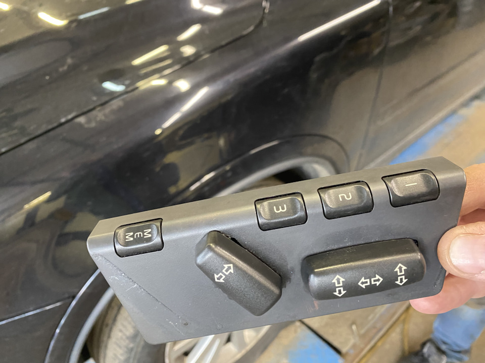 Фото в бортжурнале Volvo XC90 (1G)