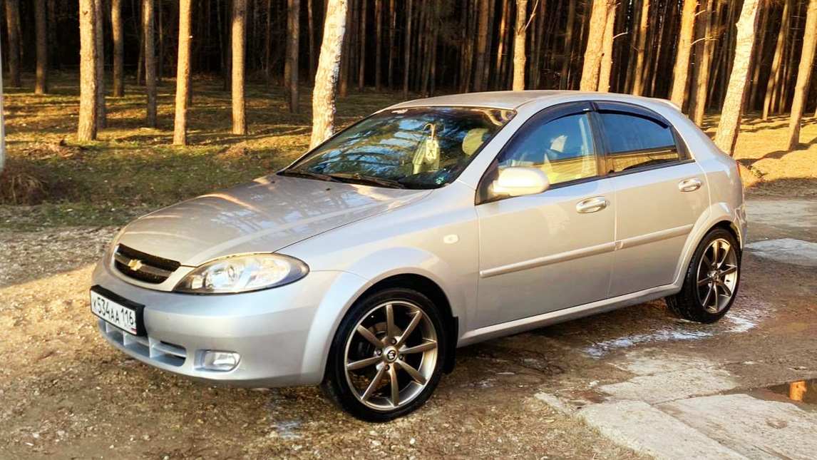 Chevrolet Lacetti серебристый металлик код краски