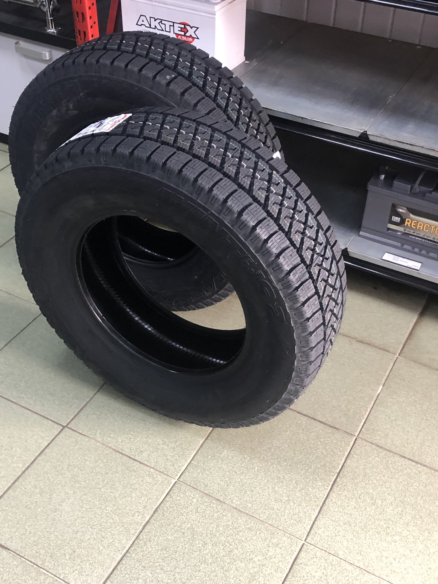 Вибрация по кузову. Не понятно… — Mercedes-Benz T1, 2,9 л, 1983 года ...