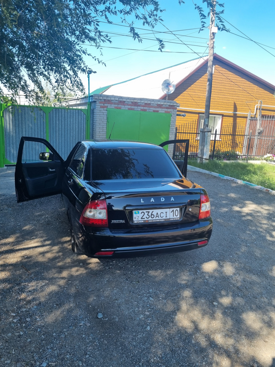 Частичный антихром — Lada Приора седан, 1,6 л, 2012 года | стайлинг ...