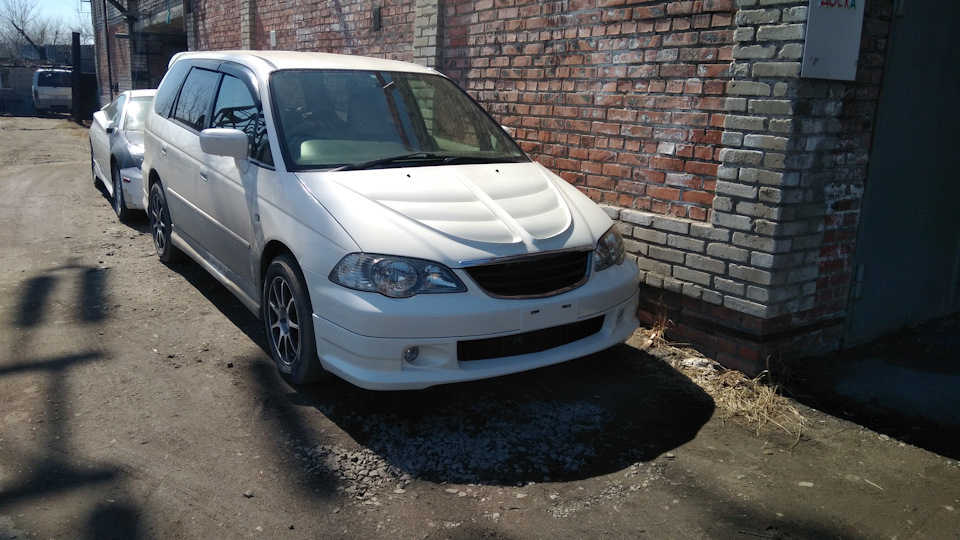 Спойлер Honda Odyssey ra6