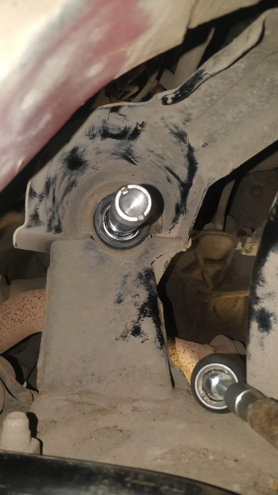 ремонт люфта втулки рулевой рейки — Suzuki SX4 (1G), 1,6 л, 2011 года ...