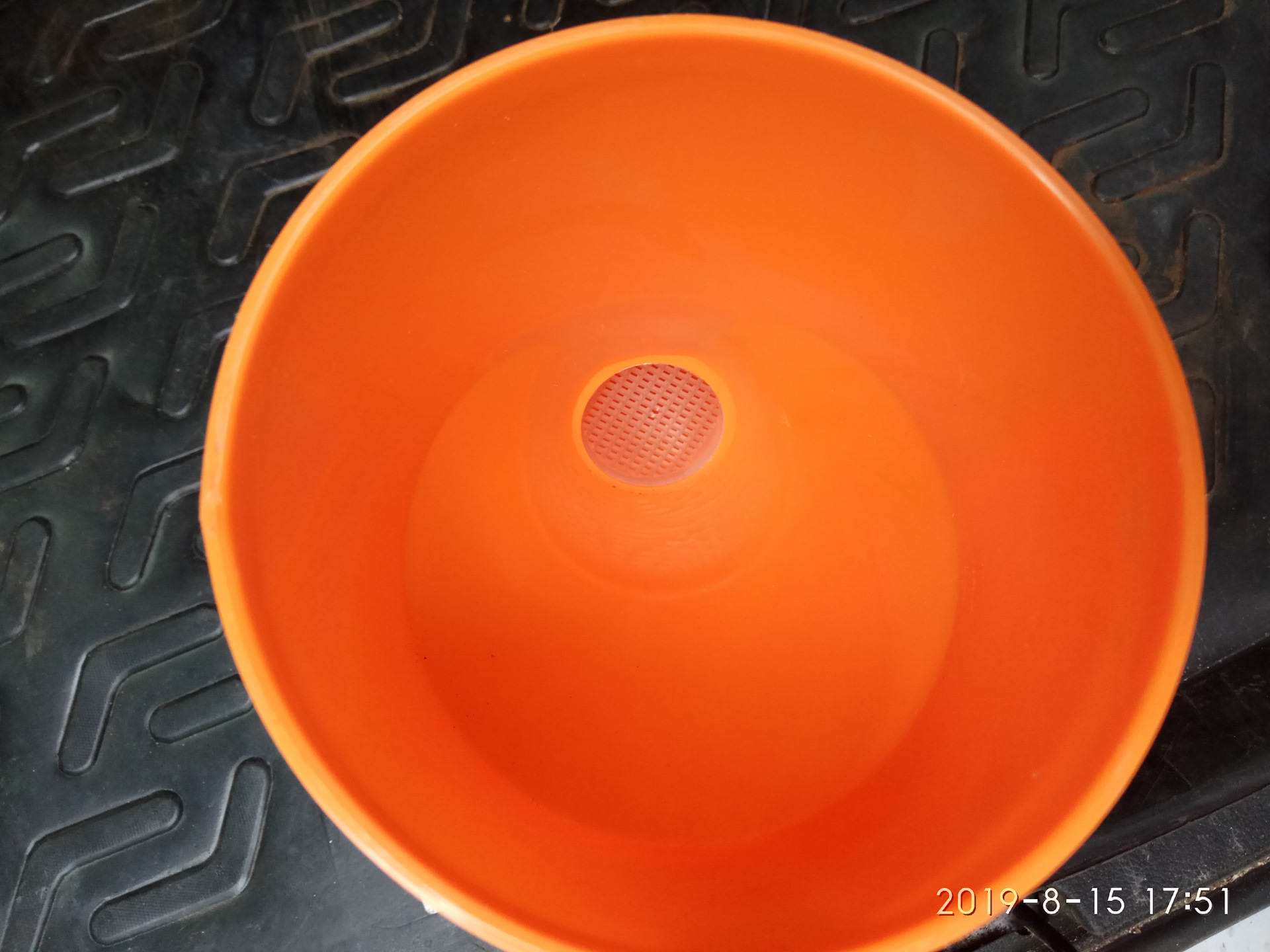 Проехал 25.000 и только понял что нужная весчь — Lada Ларгус, 1,6 л ...