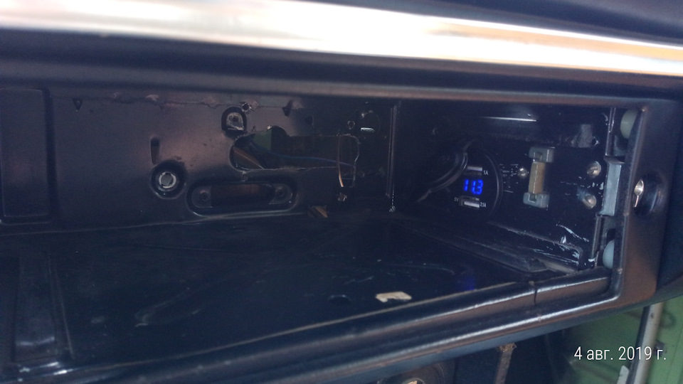 Подарили коврик и сетку в багажник — Jeep Grand Cherokee (WK2), 3,6 л ...