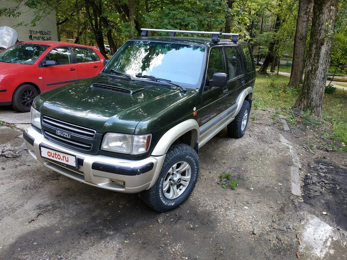 Isuzu Trooper II 2001