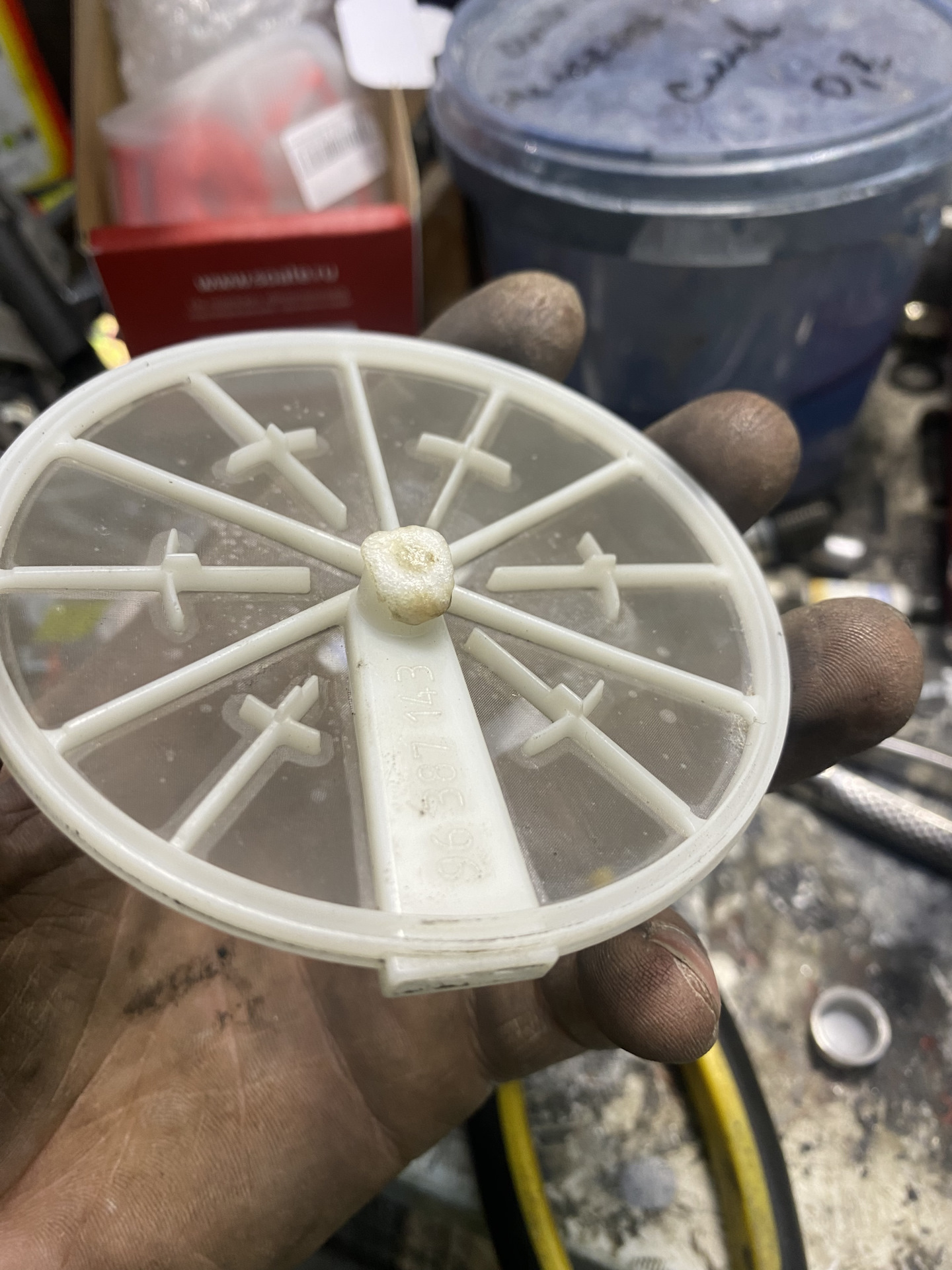 Бензонасос туарег-кйаен переделка 3.2 — Volkswagen Touareg (1G), 3,2 л ...