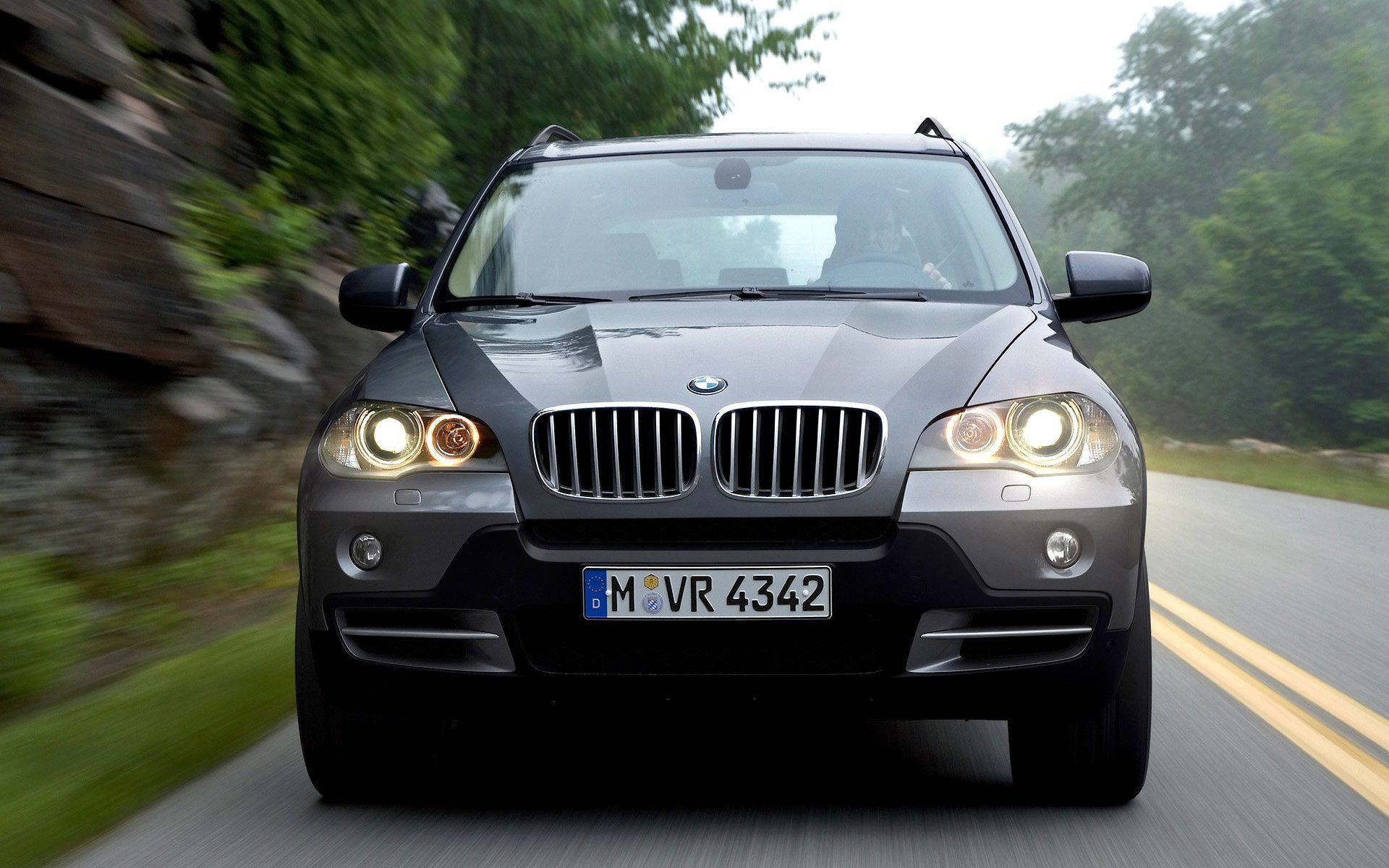 Фото машины bmw x5