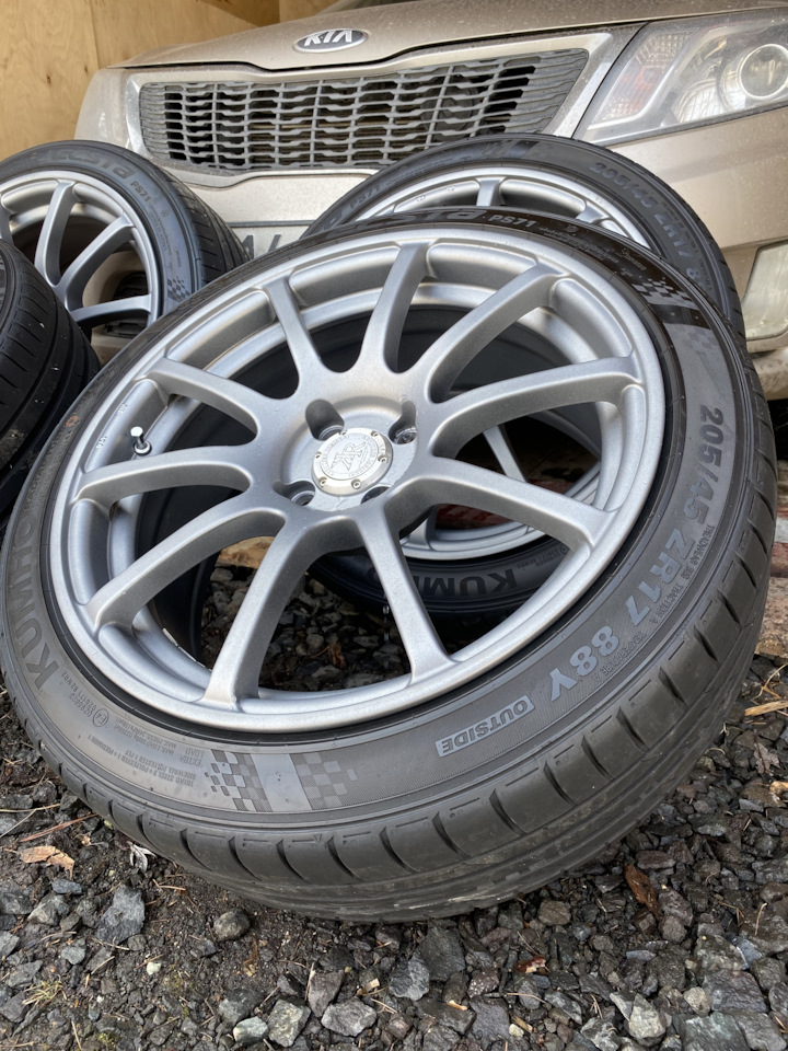 Шины летние Triangle Group 205/45 R17, кованые диски Yokohama 7,5Jx17 ...